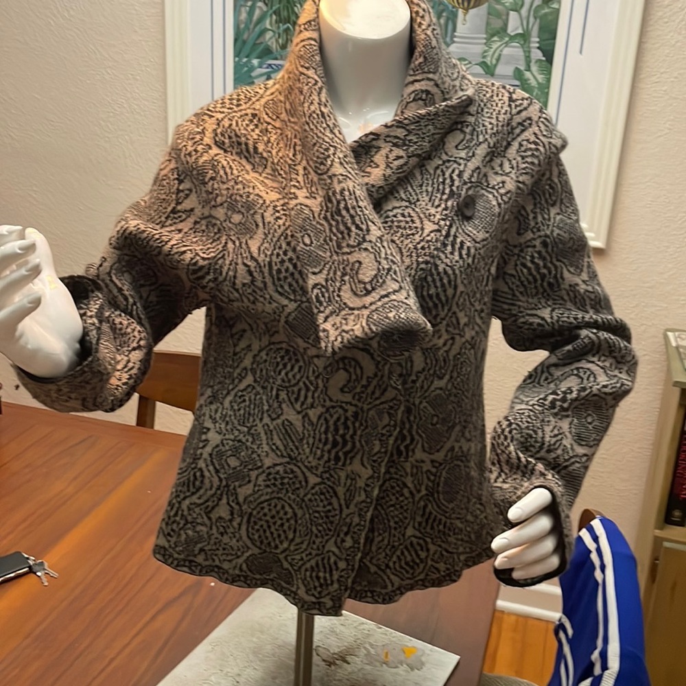 Wool nylon sweater /jacket
